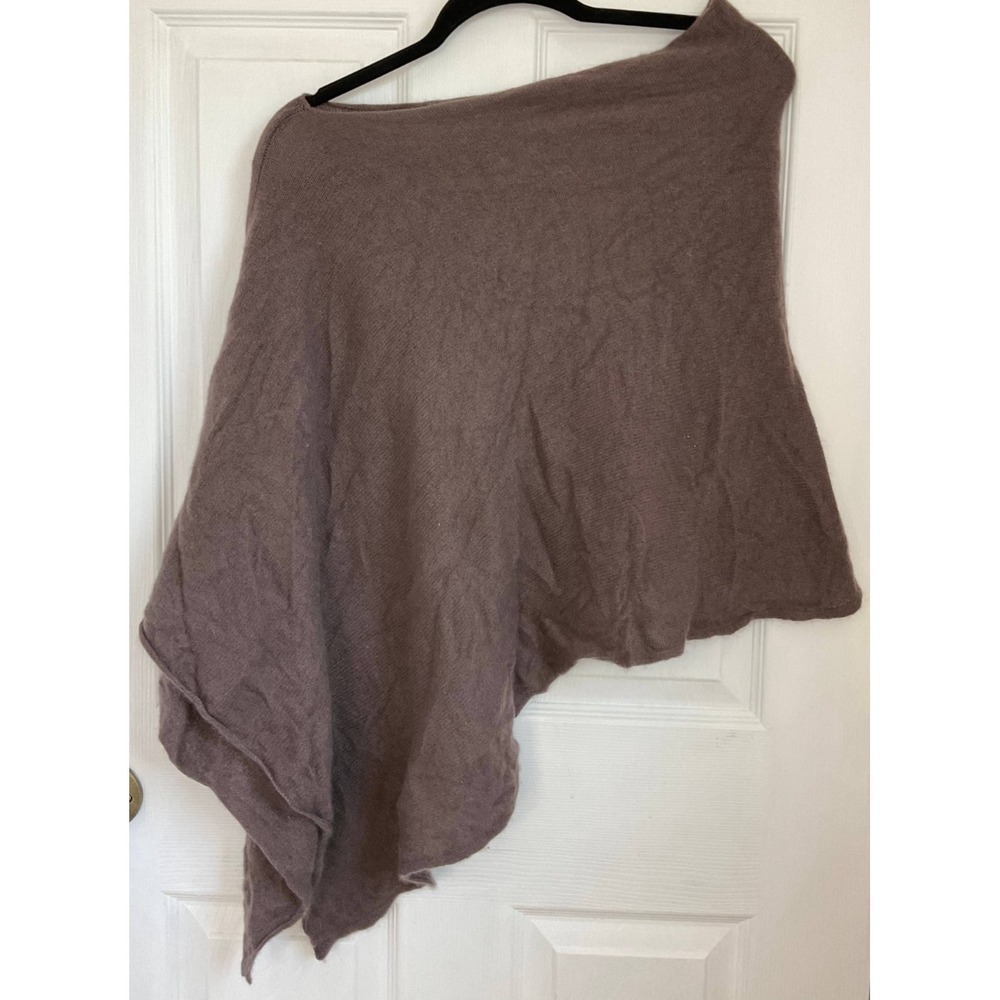 Off-the-Shoulder Cozy Women’s Sweater in Mauve